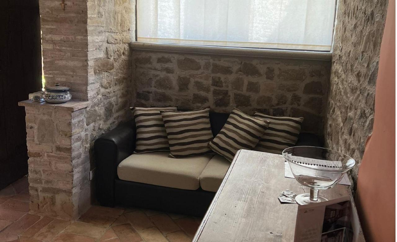 Agriturismo I Pietrini Περούτζια Εξωτερικό φωτογραφία